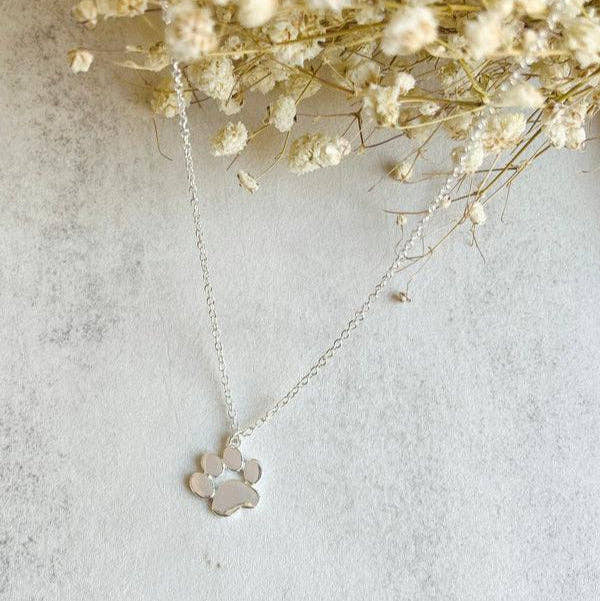 Nala | Elegant Silver Paw Necklace