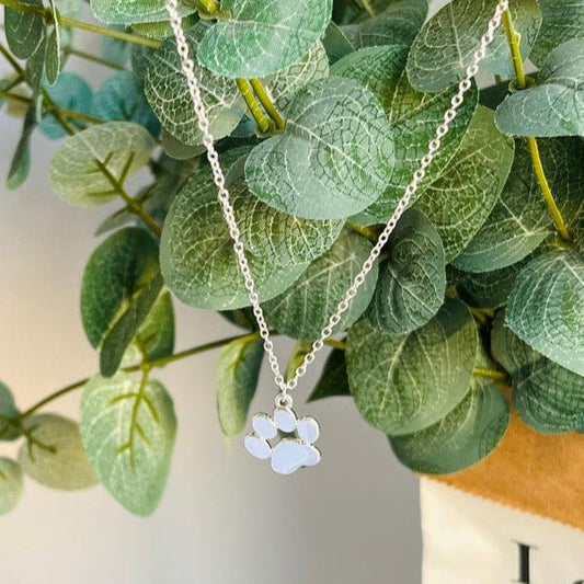 Nala | Elegant Silver Paw Necklace