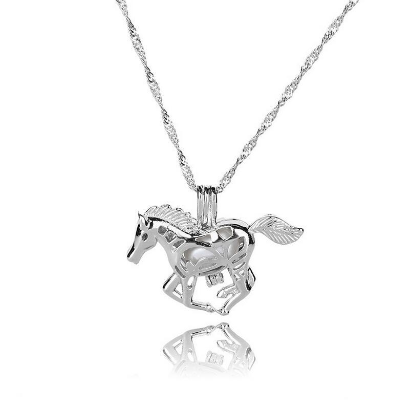 Wiz | Luminous Horse Necklace