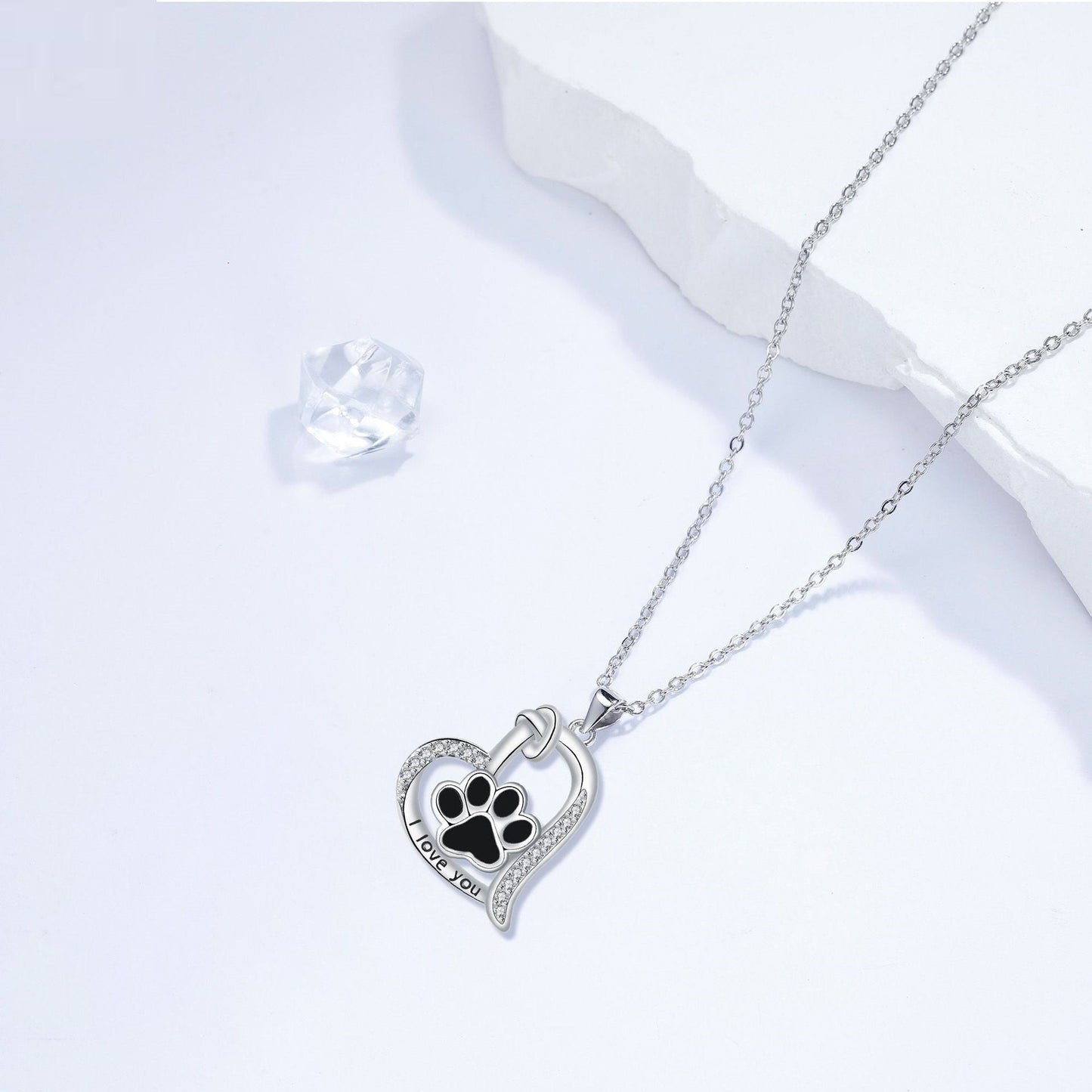 Minnie | Loyal Companion Tribute Necklace