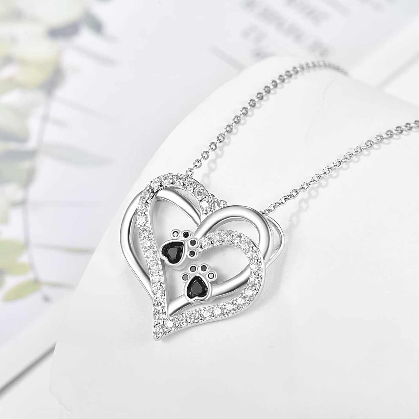 Laddie | Heart Connection Necklace