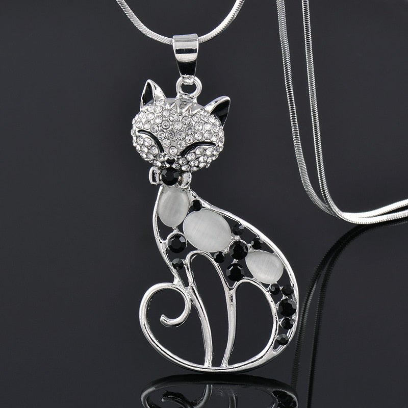 Tipper | Moonlit Muse Necklace