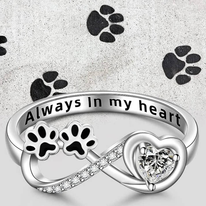Tofu | Infinity Paw Zirconia Ring