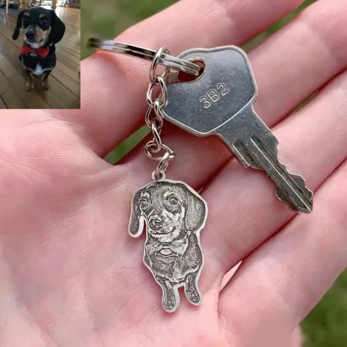 Tucker | Personalized Pet Keychain
