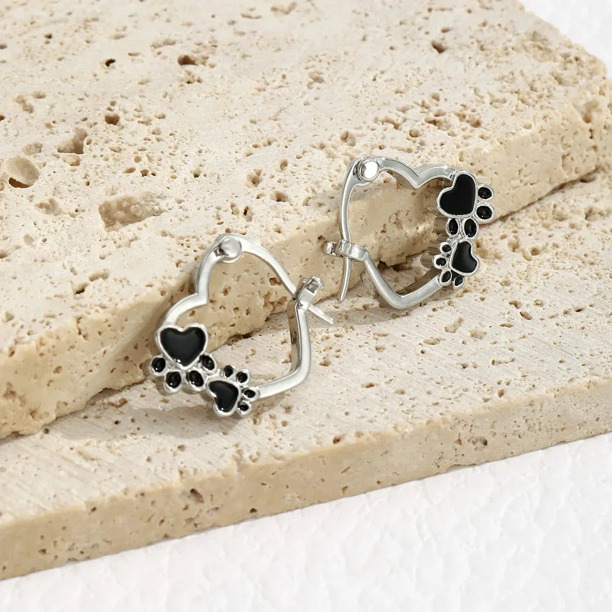 Hearty | Paw Harmony Earrings