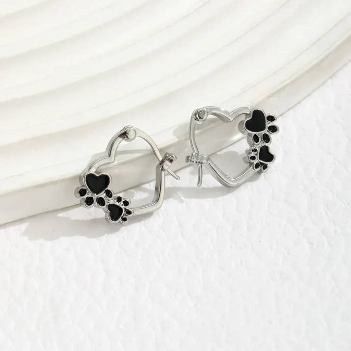 Hearty | Paw Harmony Earrings