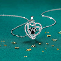 Miki | Loving Paw Necklace