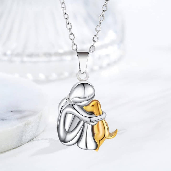 Carri | Faithful Paw Necklace